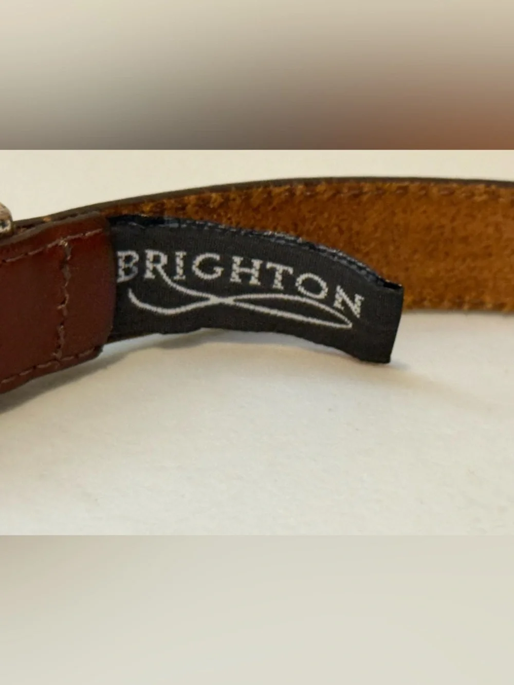Vintage Brighton Belt Brown‎ Leather Croc Embossed 90s 35”L